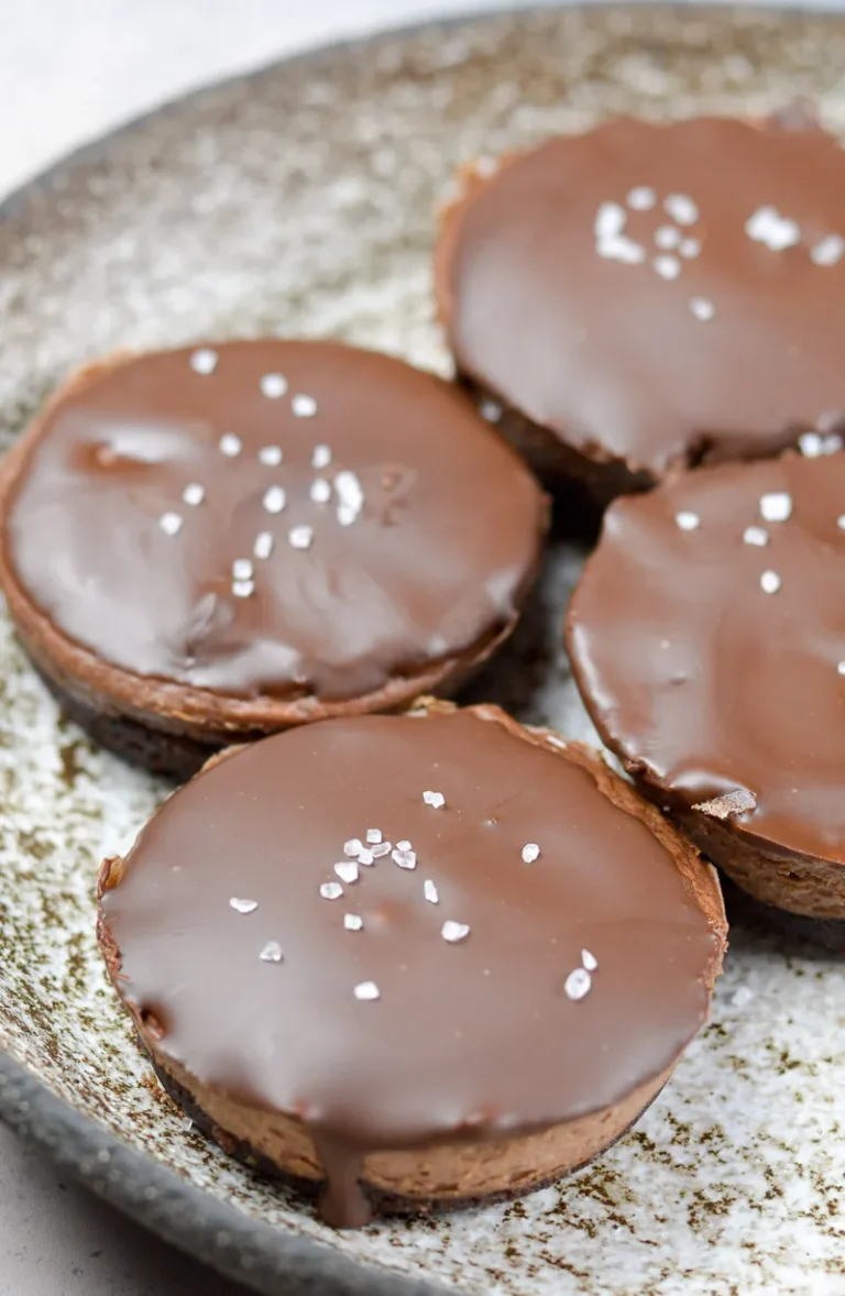 Salted Dark Chocolate Cheesecake Keto Low Carb